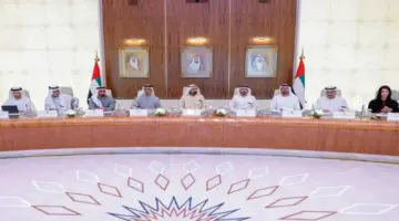 محمد بن راشد يعتمد أولى باقات الخدمات الحكومية المدعومة بالذكاء الاصطناعي